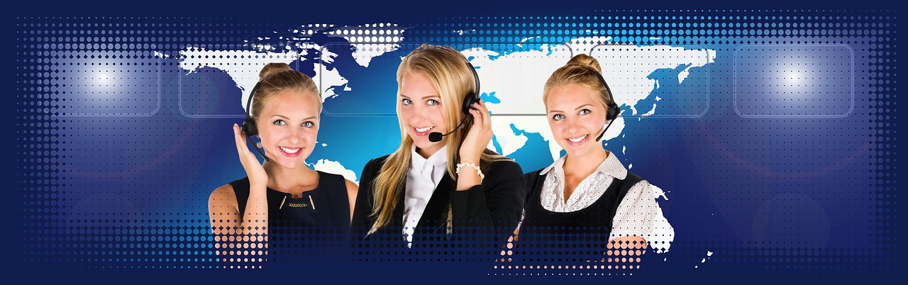 call center — headset — woman — service — consulting — information — conversation — continents — global — international — hea